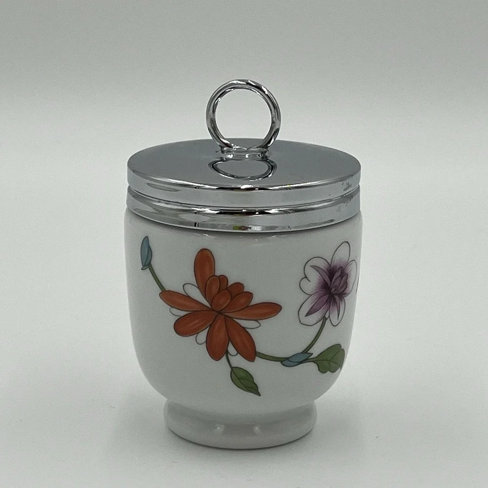 Vintage Royal‎ Worcester porcelain egg coddler-England Floral Dinning